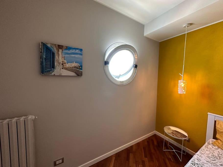 Faro Sul Mare Luxury Apartment - Zona Fiera Bari Ngoại thất bức ảnh