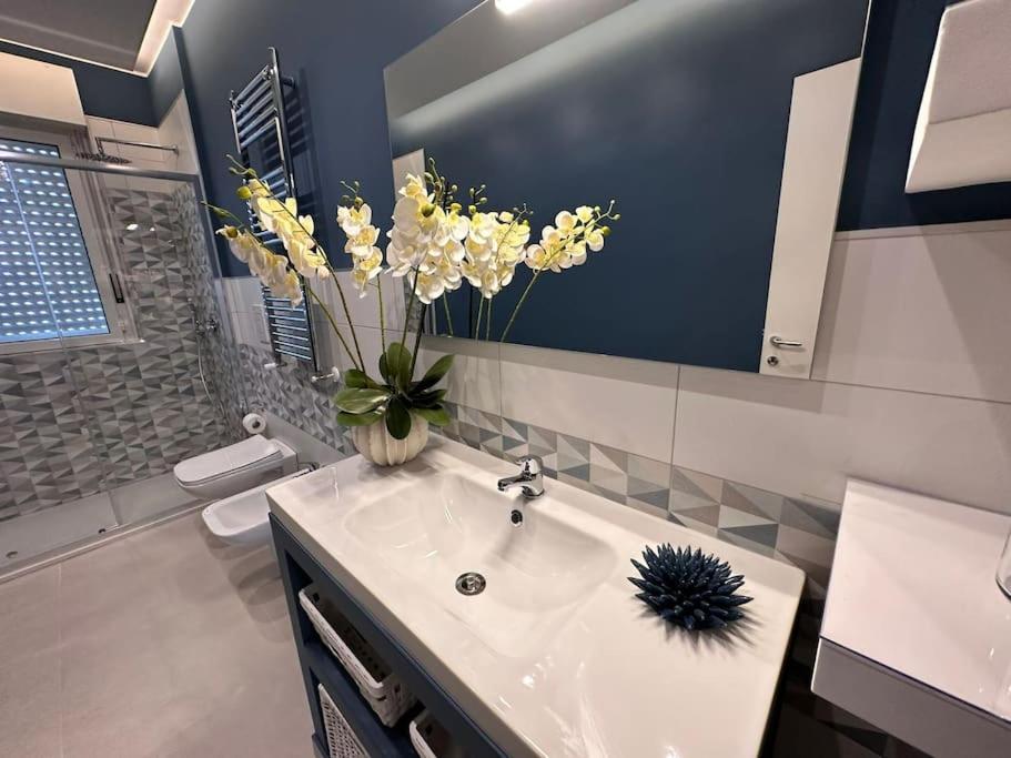 Faro Sul Mare Luxury Apartment - Zona Fiera Bari Ngoại thất bức ảnh